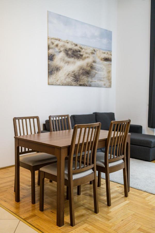 Cosy 1 Bedroom Apartment In Gozsdu Court Budapest Exteriör bild