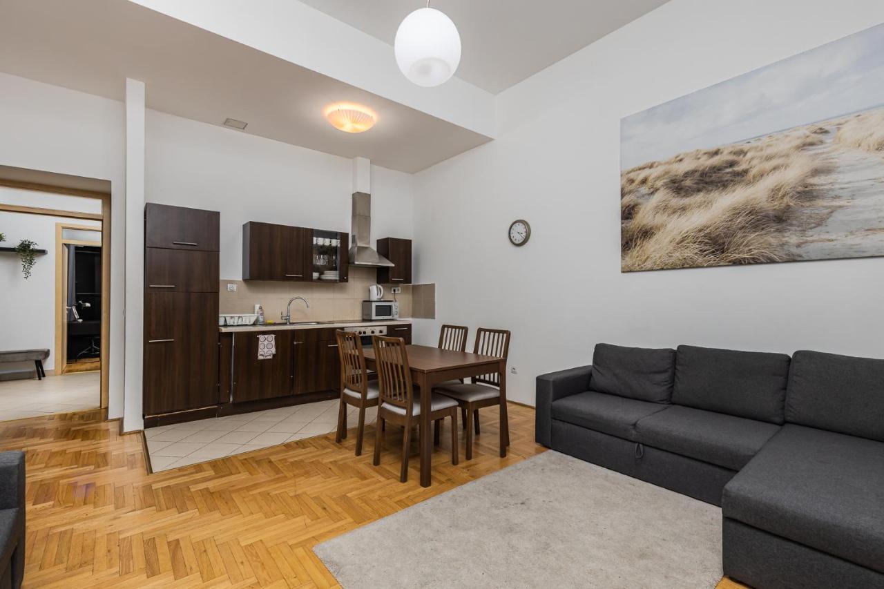 Cosy 1 Bedroom Apartment In Gozsdu Court Budapest Exteriör bild