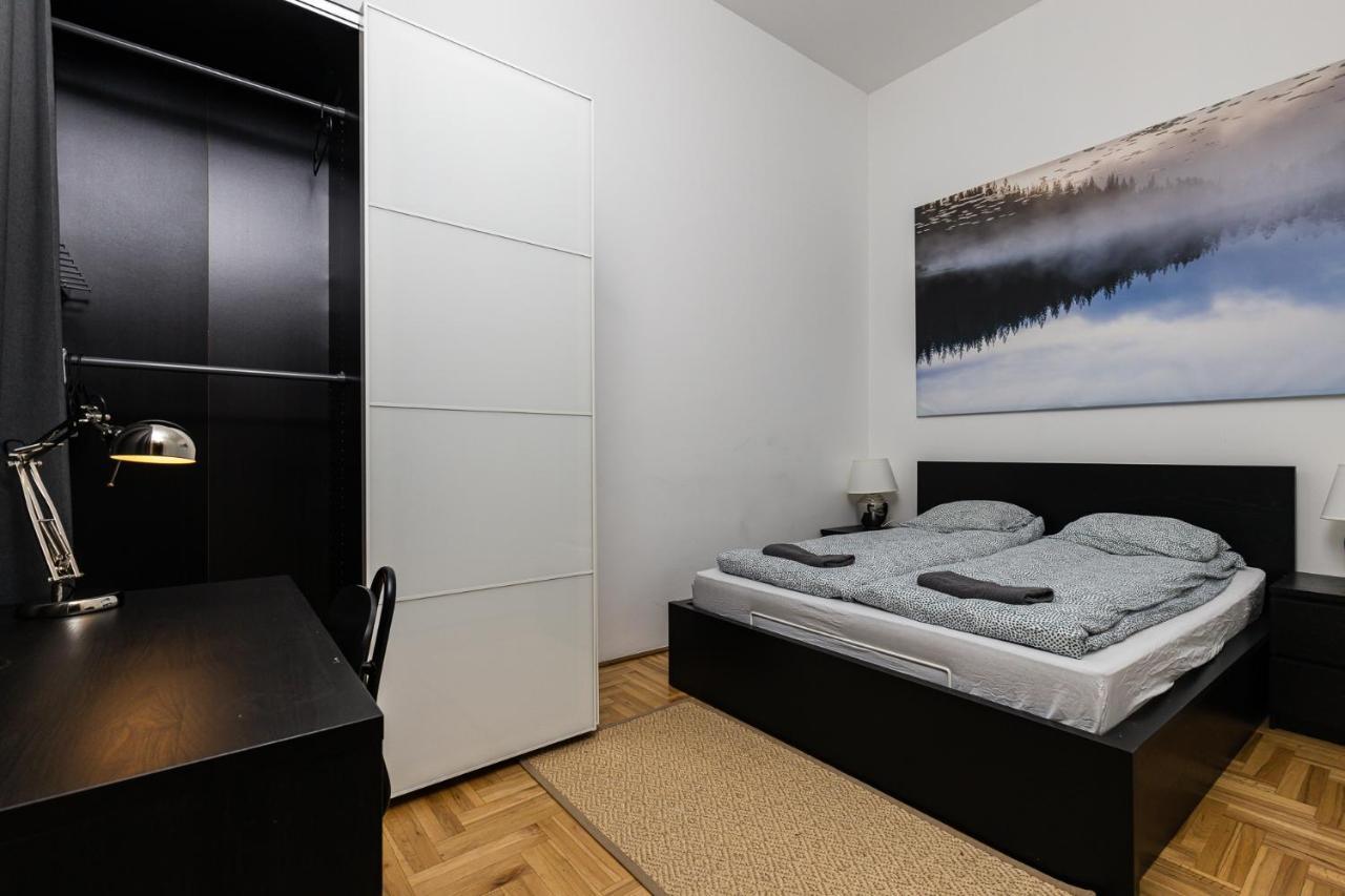 Cosy 1 Bedroom Apartment In Gozsdu Court Budapest Exteriör bild
